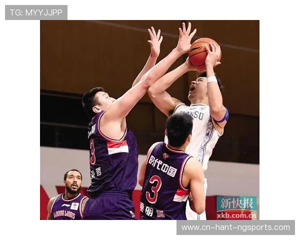 青岛国信强势挑战广州龙狮力争晋级季后赛展开激烈对决