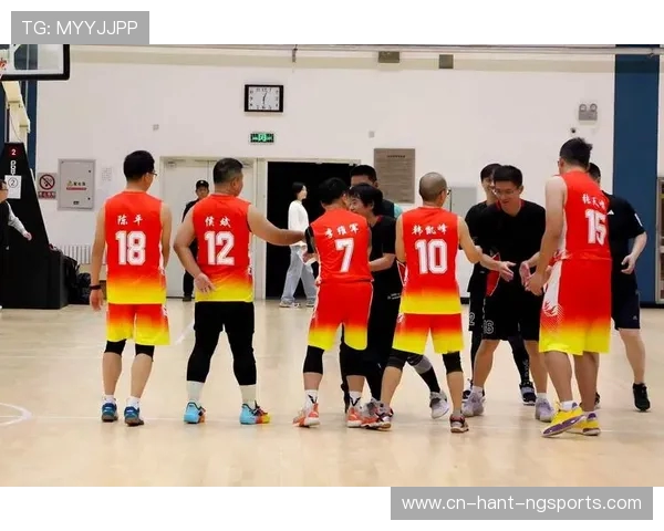 以篮球为纽带探索团队协作精神与青春激情融合的发展之路