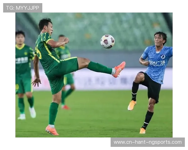 山东泰山迎战强敌力争三分 球迷期待巅峰对决激烈上演