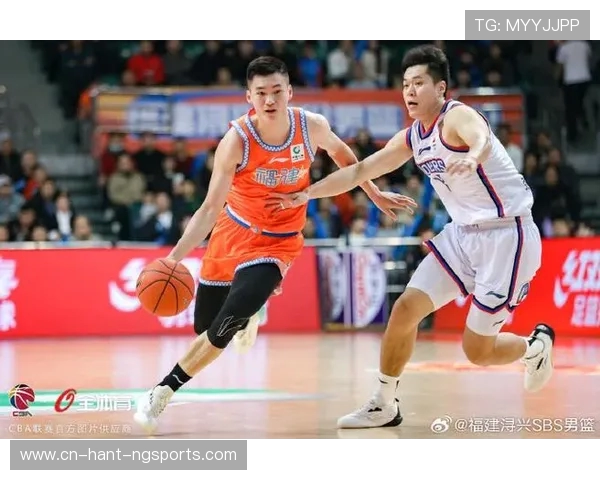 福建浔兴主场鏖战天津先行者激烈对攻上演硬核篮球盛宴