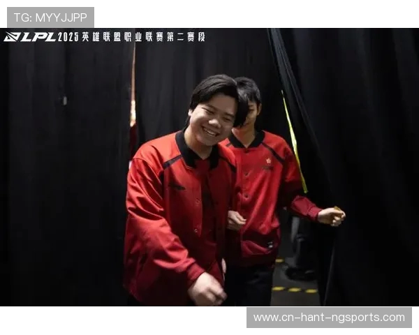 全球挑战赛回顾FPX展现出强大实力与团队协作的完美结合