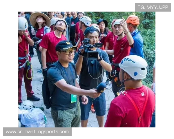 杭州极限运动队在世界街舞大赛中以64分领先其他队伍展现强劲实力 杭州极限运动队在世界街舞大赛中以64分领先其他队伍展现强劲实力