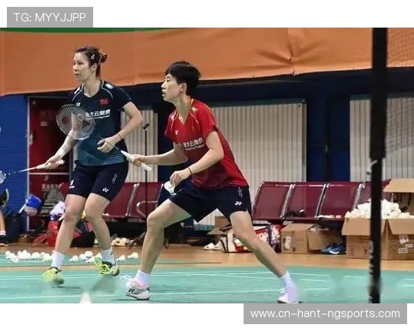 杭州羽毛球队与上海羽毛球队赛后复盘速度对比分析与战术探讨
