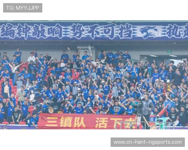 恒大与上港激战正酣中超焦点之战引发球迷热议与期待